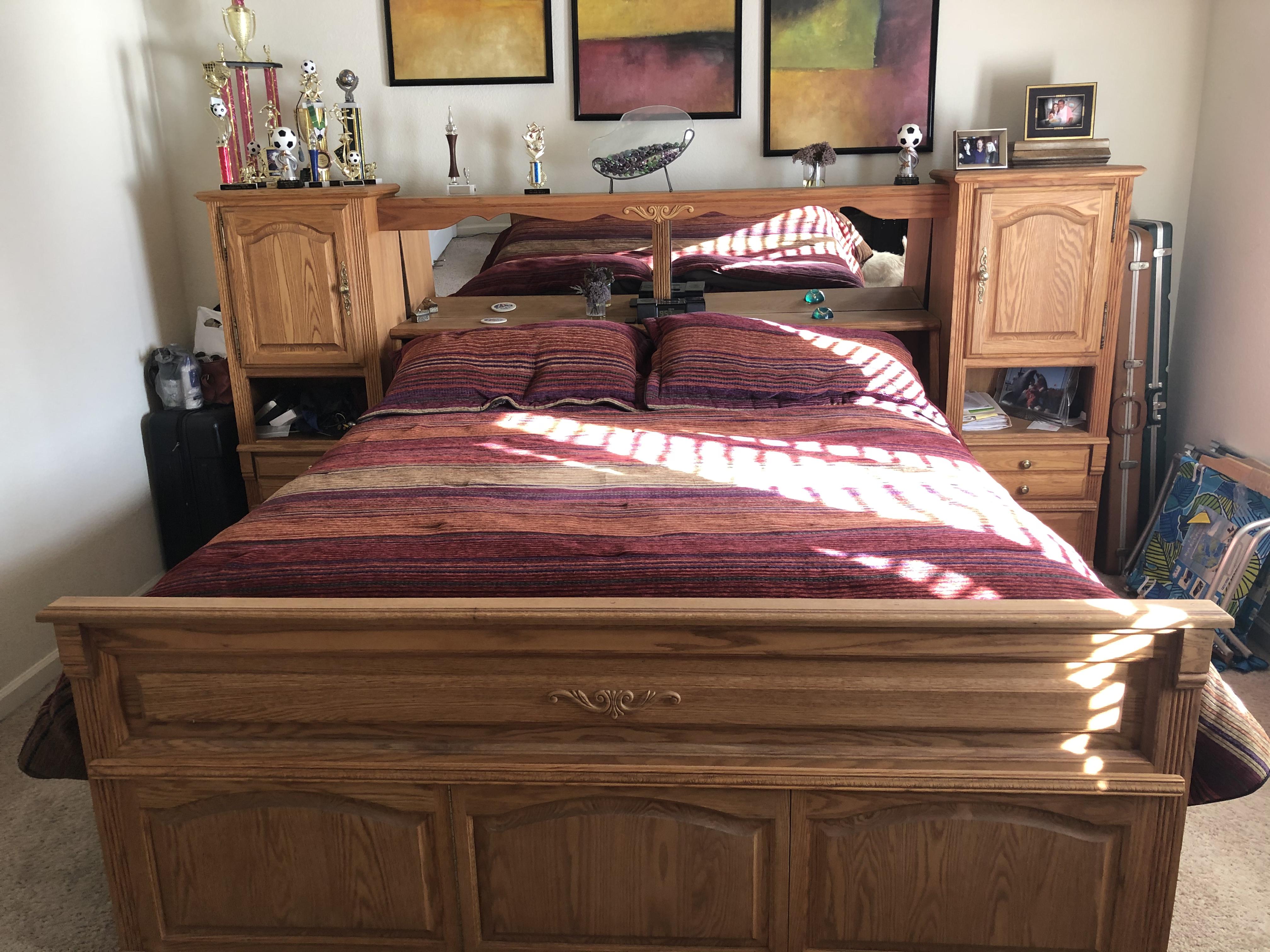 Comforter Cleaning service in St Petersburg