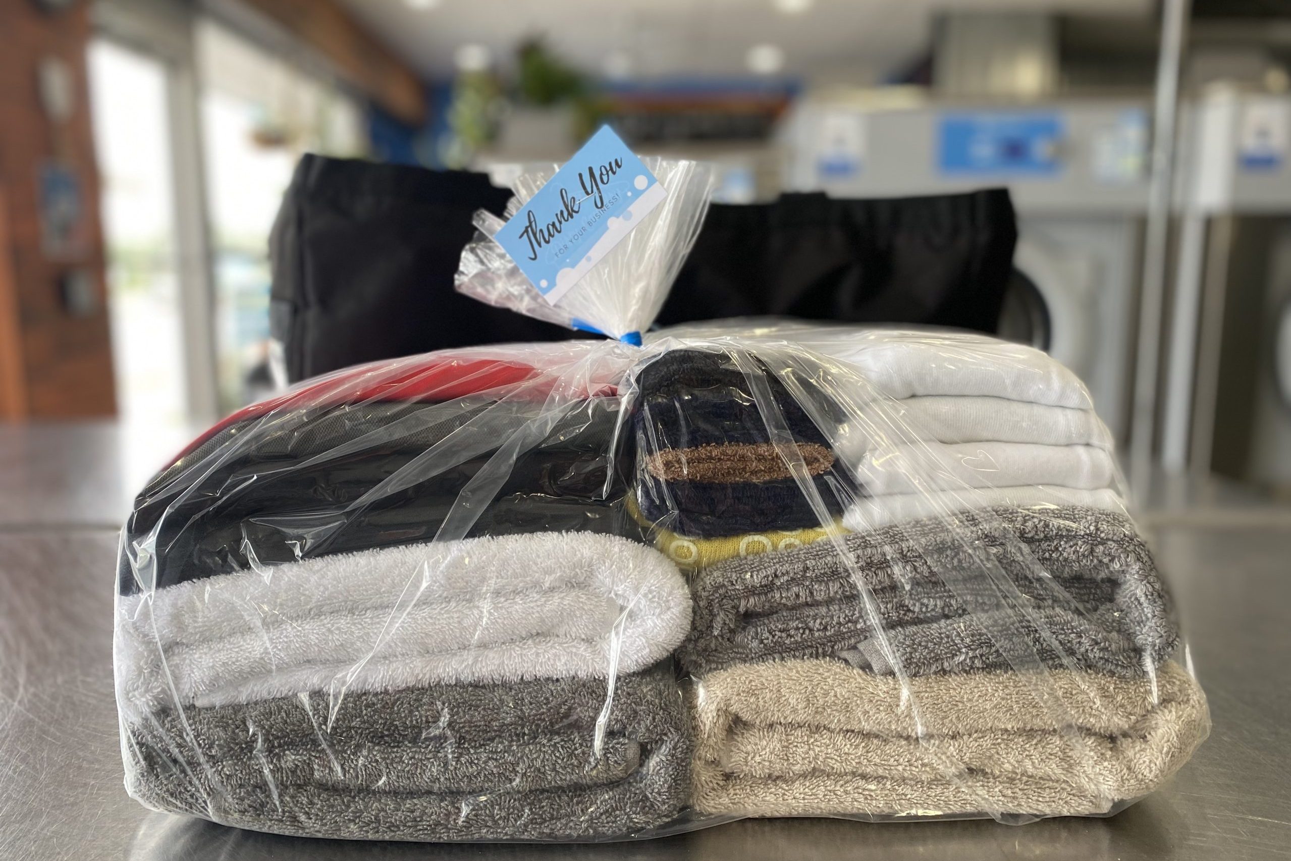 Professional wash and fold laundry service in St Petersburg